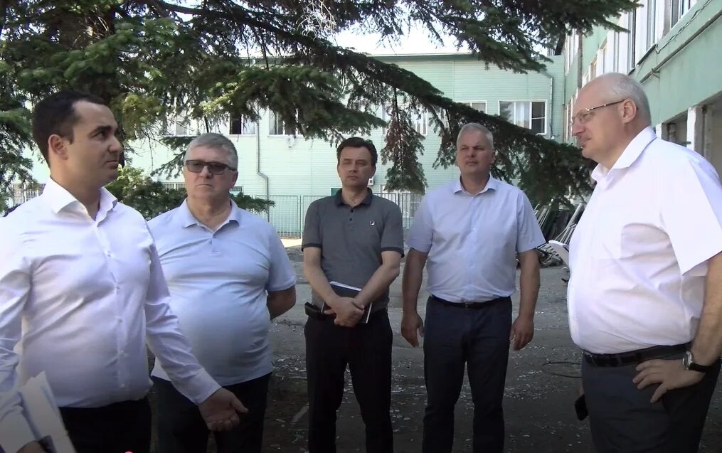 Рабочий работа армавир. Работа в армавире вакансии. Рабочий работа армавир. Рабочий работа армавир. Подработка в армавире.