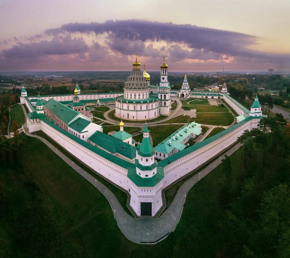 Новоиерусалимский монастырь в истре. Воскресенский новоиерусалимский монастырь истра. Новоиерусалимский монастырь в истре. Истра московская область монастырь новоиерусалимский. Свято воскресенский новоиерусалимский монастырь.