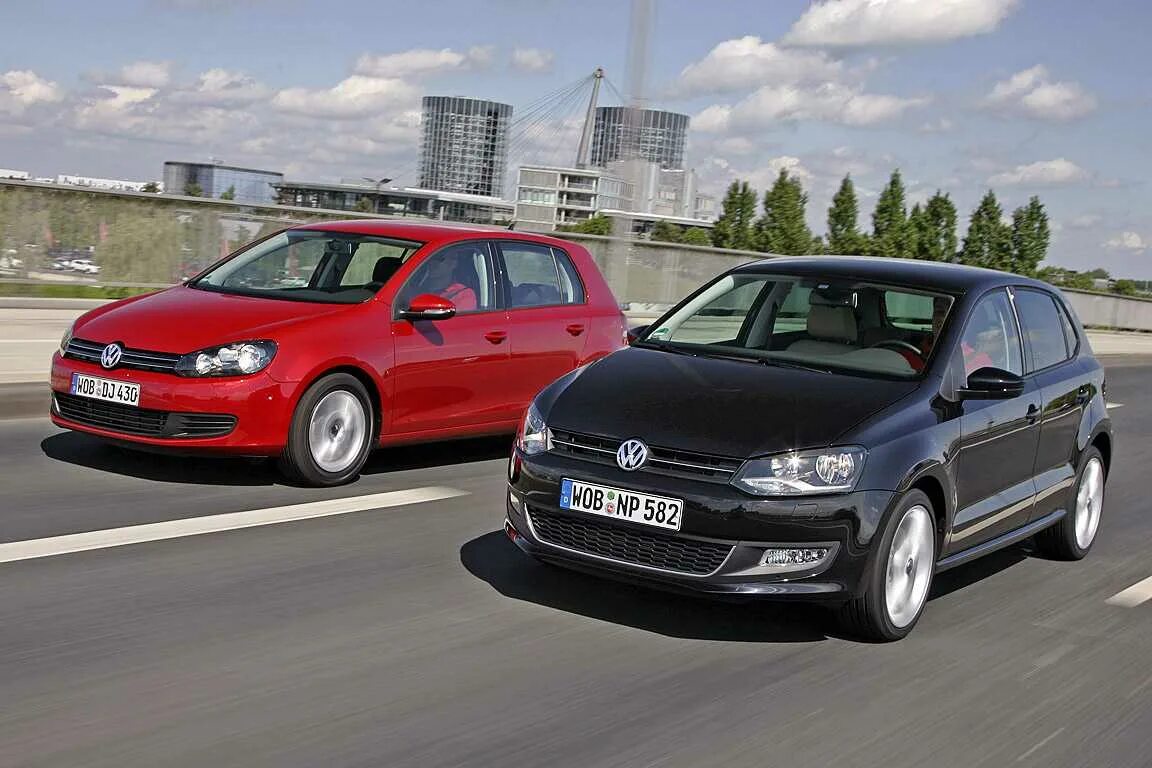 Сравнение volkswagen. Volkswagen Golf Polo. Фольксваген гольф поло 1.2. Volkswagen Golf Polo седан. Volkswagen Polo 1 и Golf 1.