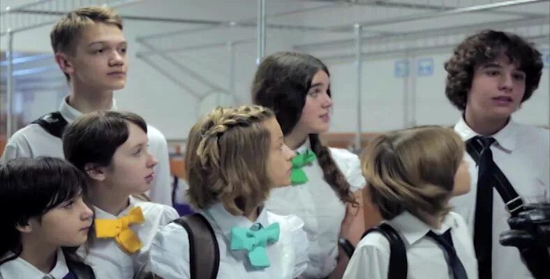 детский сериал про школу. включи классная школа. владлен в сериале про школу. яков плоткин классная школа. классная школа уткин.