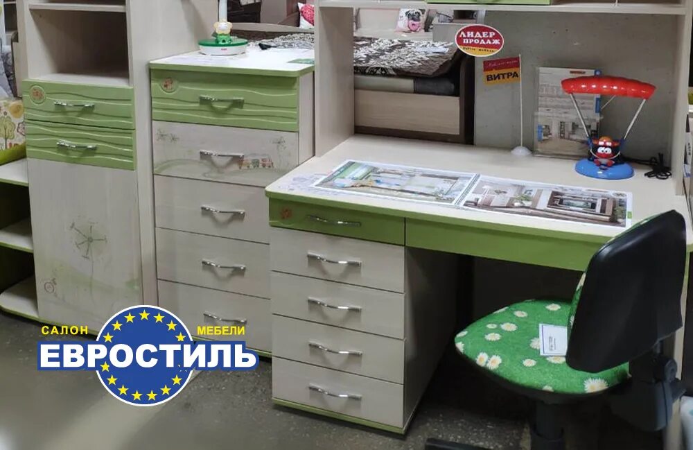 Территория сантехники биробиджан. Набережная 52 биробиджан. Евростиль биробиджан. Улица пушкина в биробиджане. Евростиль мебель.