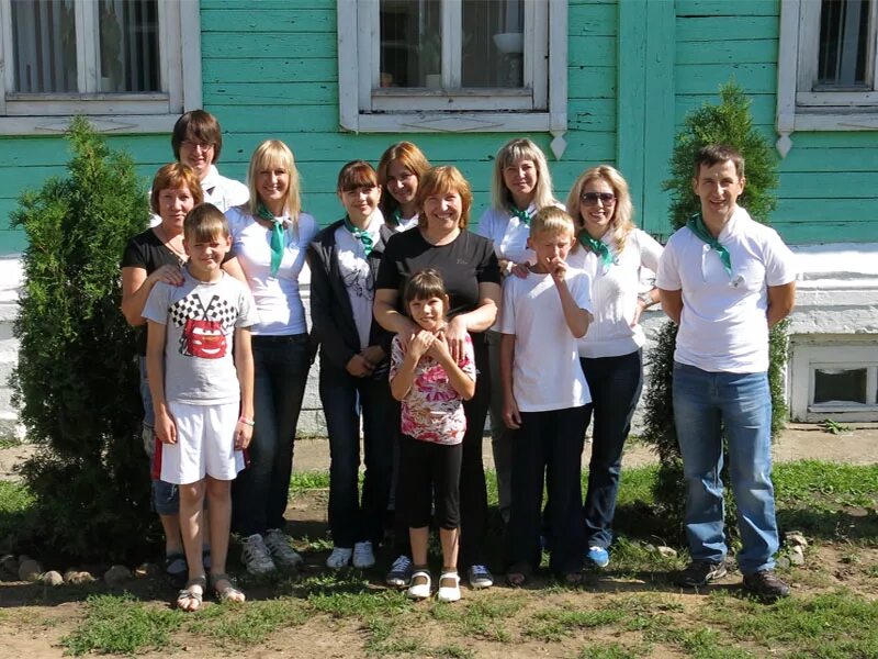 Детский дом Родничок Тверская область. Детский дом Родничок Калязин. Здание Калязинский детский дом Родничок Тверской области. Детский дом г.Калязин.