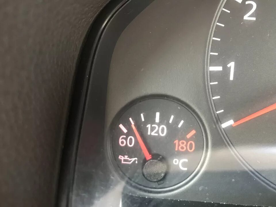 Греется а6 с5