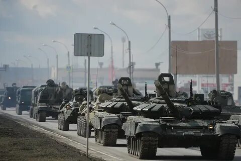 Колонна танков москва