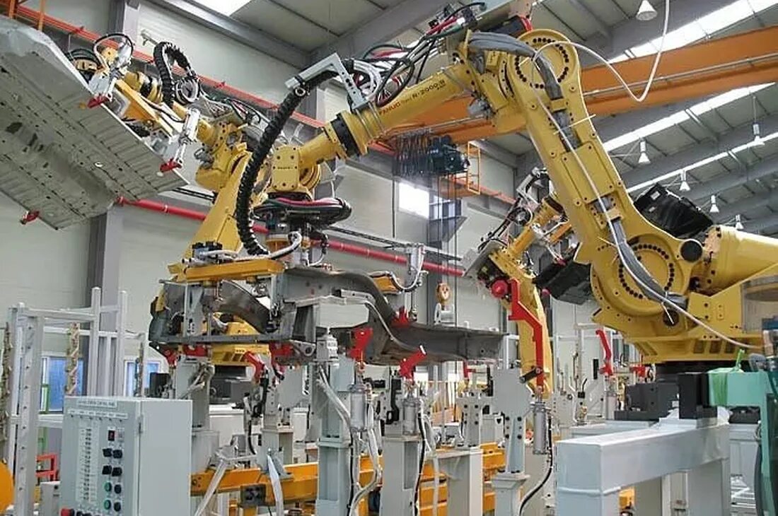 Автоматизированное производство сообщение. Fanuc r-2000ib Robots. Роботизированный технический модуль, Тип "универсал-60". РПМ 25 промышленный робот. Промышленный робот Robotug.