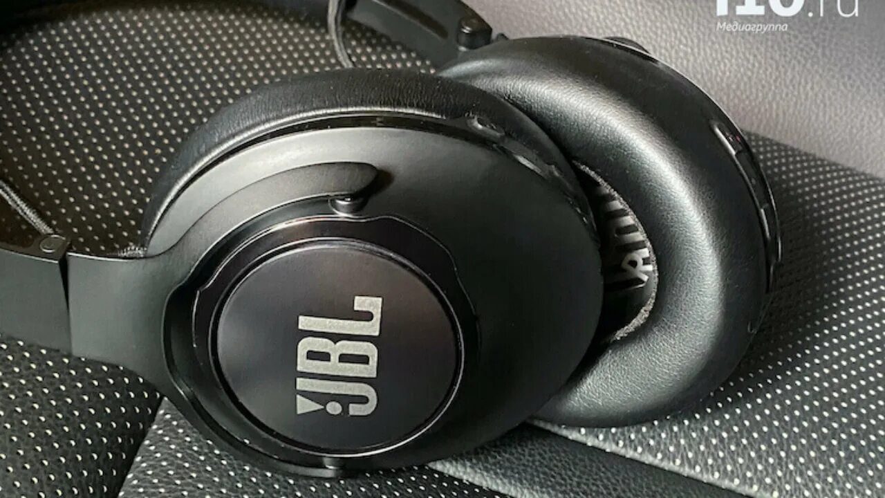 Jbl club one. JBL Club 950nc. Наушники беспроводные JBL 950nc Club. Беспроводные наушники с микрофоном JBL Club 700bt.