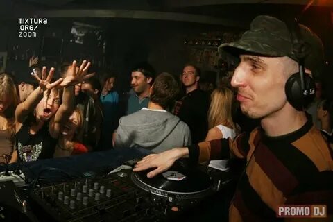 Dj tur