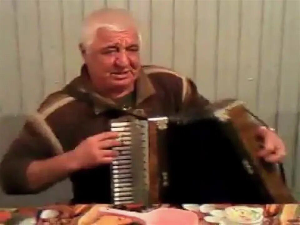 Осетинский композиции. Сборник осетинских песен сабатхъуаты хъазбеджы зараг слова. Медоева в молодости. Зараг на осетинском. Осетины поют.