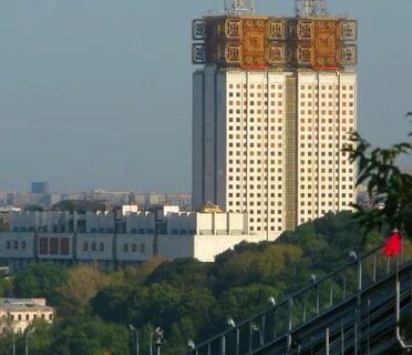 Недалеко от университета