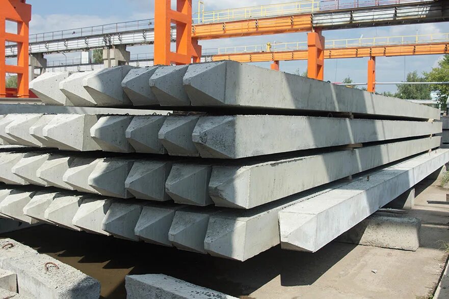 12. 60. 10. Плита дорожная 2п 30-18-10. Железобетонные сваи 200х200х4000.