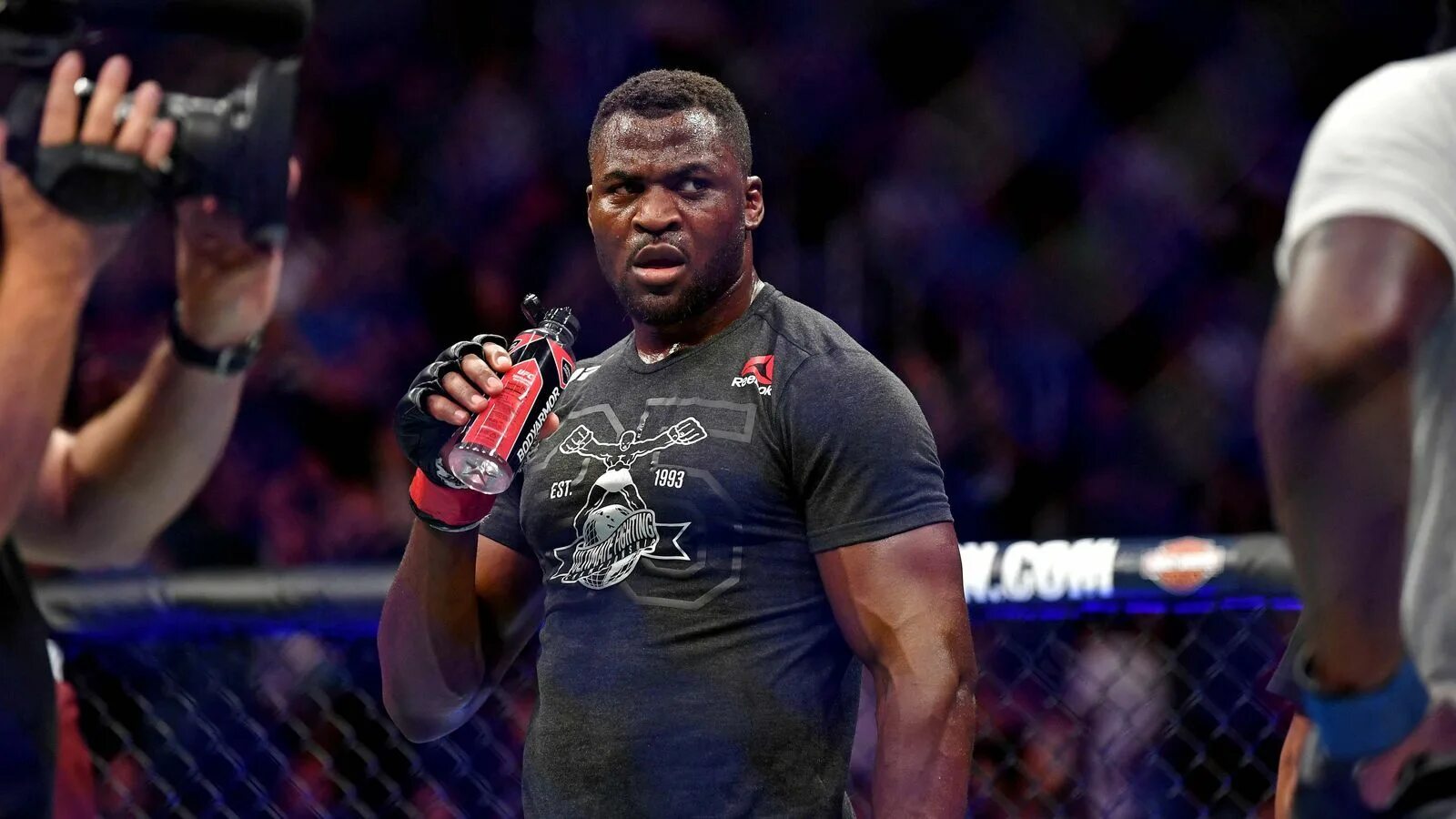 Нганну. Френсис Нганоу. Francis Ngannou UFC. Нагано боец. Нгану рост