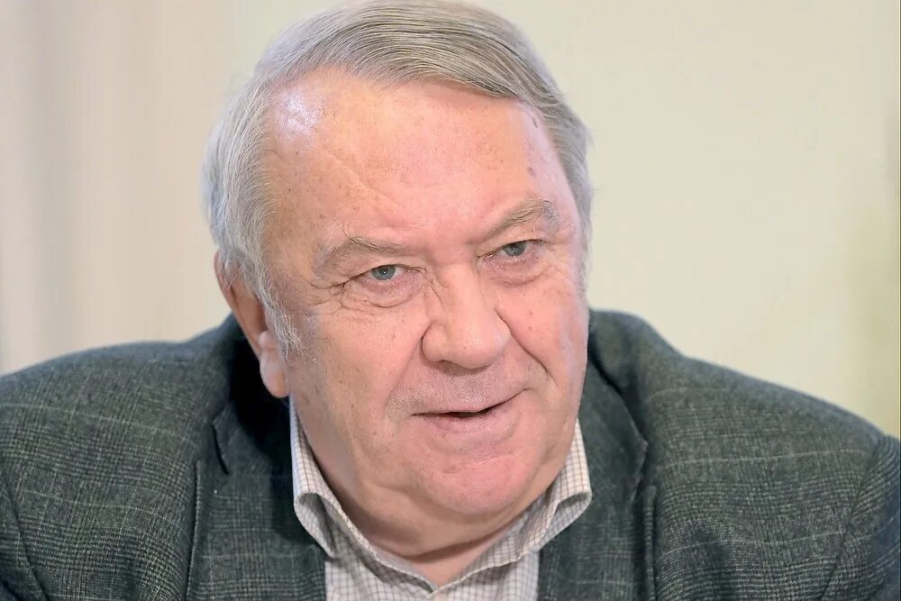 Евгеньевич фото. Фортов Владимир Евгеньевич. Владимир Евгеньевич Фартова. Владимир Фортов академик. Фортов Владимир Евгеньевич физик.