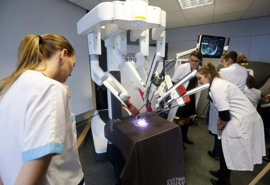 Форум эстетическая медицина будущего. Робот медик. Телемедицина. Будущее медицины 2024. Онкология будущего.