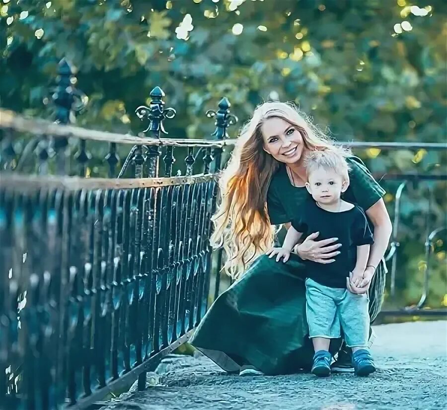 Стас Пьеха вывел на сцену 10-летнего сына Петра