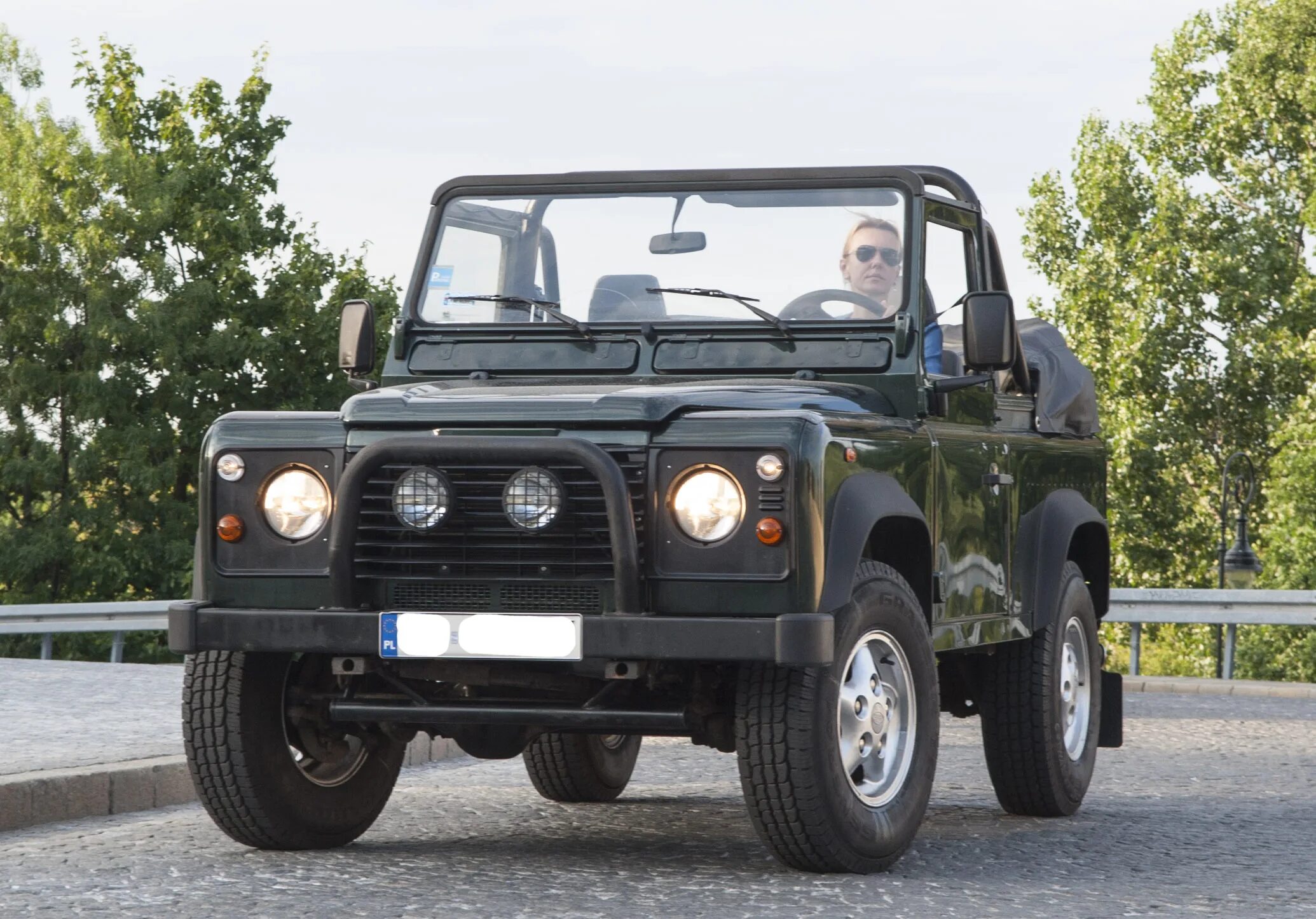 Ленд Ровер Дефендер 90 кабриолет. Land Rover Defender 90 кабрио. Ленд Ровер Дефендер кабриолет 2021. Дефендер 110 кабриолет. Defender 2000