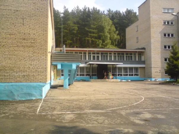 Лагерь алексин бор тульская область. Алексин бор лагерь. Санаторий курорт алексин бор тульская область. Алексин бор 1. Турбаза алексин бор тульская область.