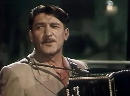 Богатырь идет в марто 1954