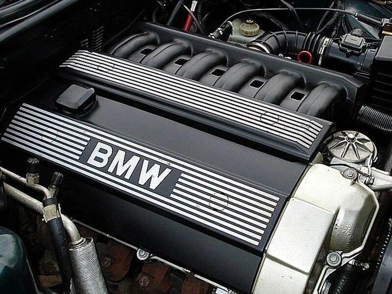 Мотор м б. БМВ м50б25. BMW e34 m50. БМВ е34 м50. Мотор БМВ м50.