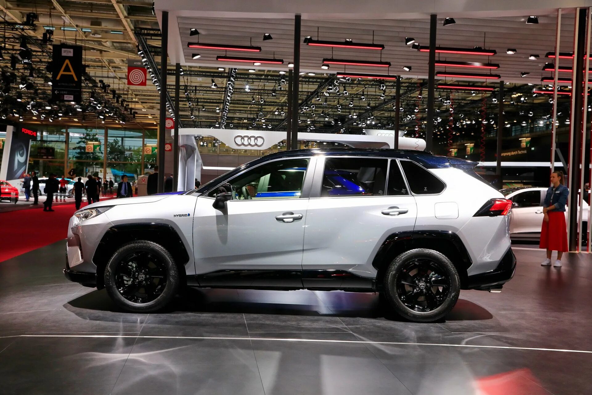 Тойота рав пятого поколения. Toyota rav4 5 поколение. Новый Тойота рав 4 2019. Рав 4 5 поколения. Тойота рав 4 пятого поколения.