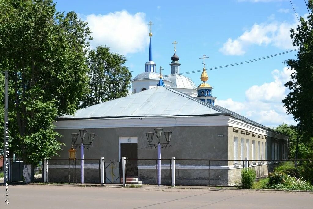 Глазуновка глазуновский орловская область. Храм Рождества Пресвятой Богородицы Глазуновка. Храм Пресвятой Богородицы в Глазуновке Орловской. Храм Рождества Пресвятой Богородицы п. Глазуновка. Храм Рождества Пресвятой Богородицы в п. Орловский.