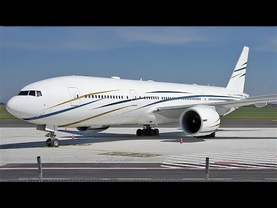B77w самолет. Боинг 747 узбекистан эйрвейз. Boeing 777-300er катар. 777-200lr. Джет 777.