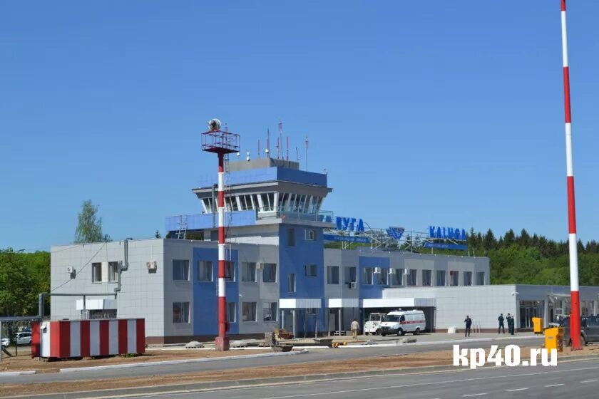 Международный аэропорт Калуга. Аэропорт Грабцево Калуга. Калуга аэропорт Грабцево фото. Парашков Калуга аэропорт.