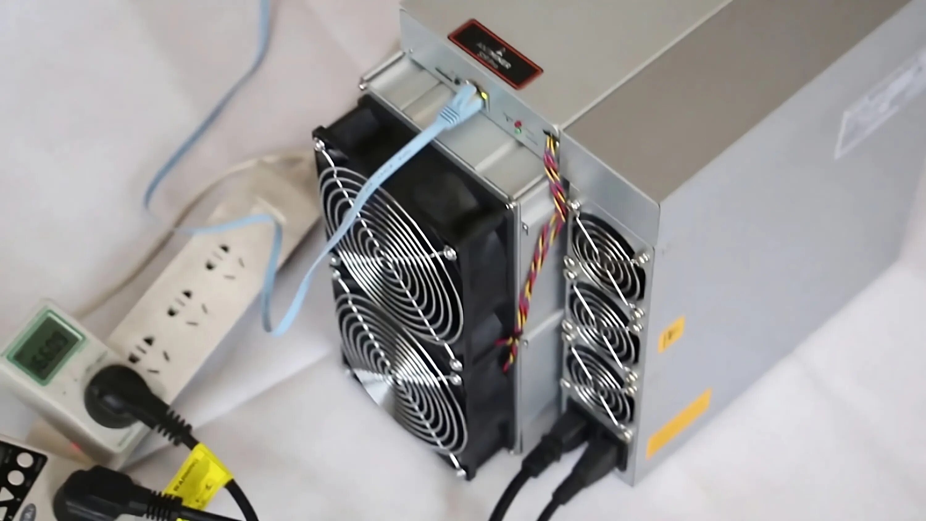 Antminer s19 Hydro. Antminer s19 Pro. Майнер "Antminer s19". Асик s19 Pro. Antminer s21 pro