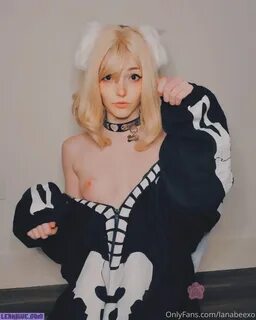 Lana Bee Exclusive Onlyfans Leaked Nudes Free OnlyFans Striptease Leaked.