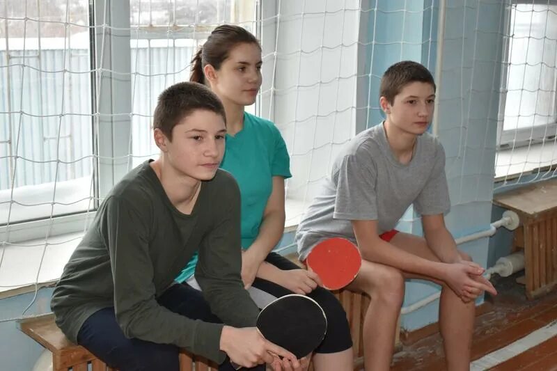 Интернаты для трудных. Спецшкола сургут для трудных подростков. школа для трудных подростков. подростки в школе. интернат для трудных подростков.