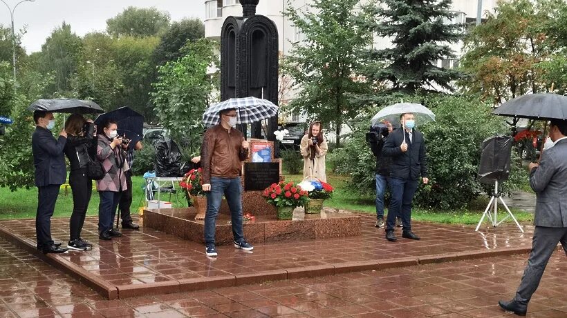 Взрыв в Москве на улице Гурьянова. Теракт на улице Гурьянова 1999. Памятник Гурьянова Печатники.