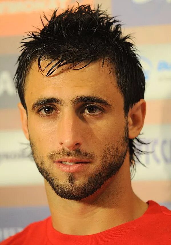 Пареха футболист. Нико пареха. Николасом парехой. Пареха футболист. Николасом парехой.