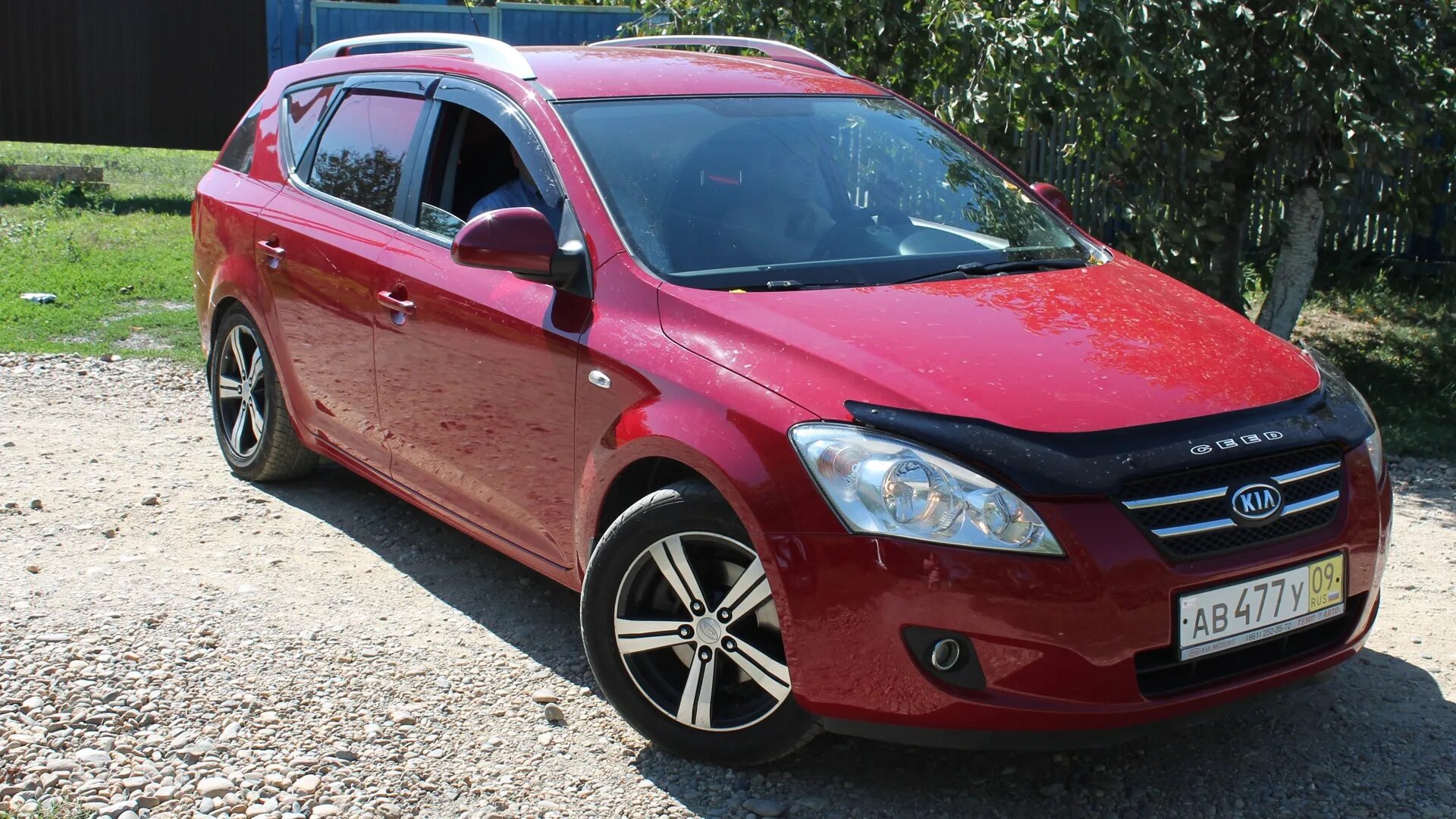 Киа сид 1.6 бензин. Kia Ceed 2009 красный. Kia Ceed 2007 1.6 Red. Киа СИД 2008. Кия СИД 2008г.