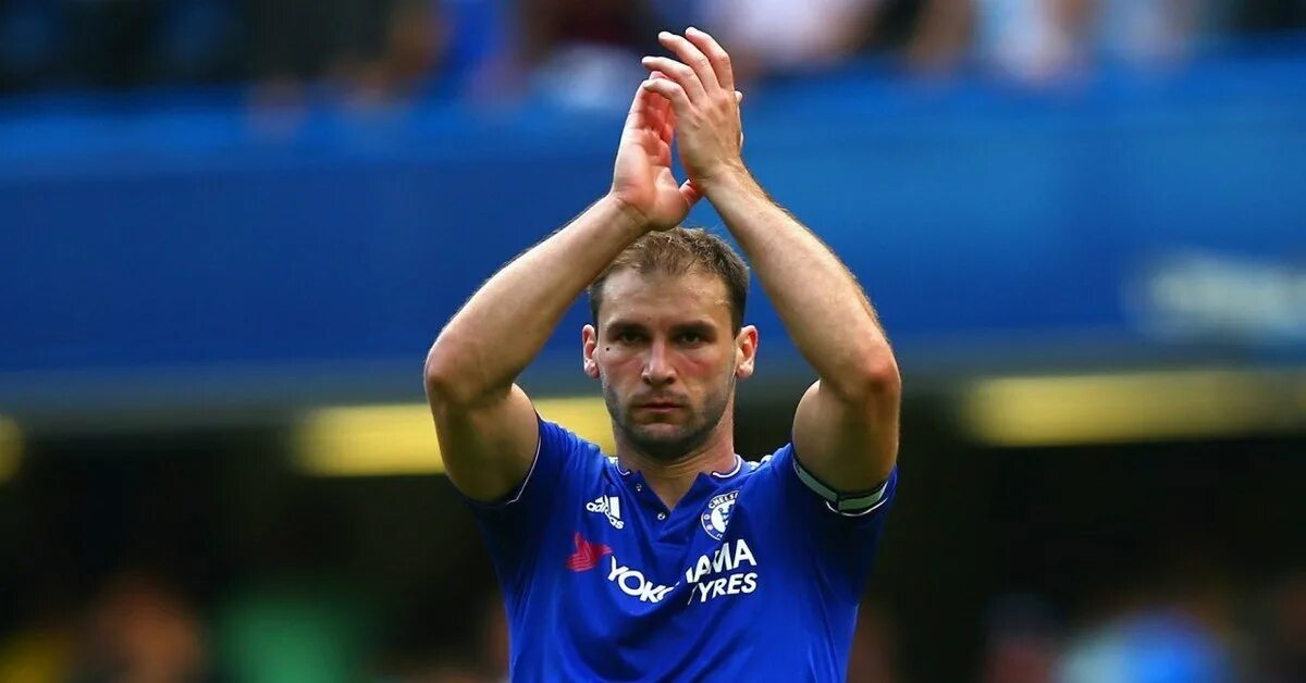 Бранислав иванович сербский футболист. Бранислав иванович зенит. Бранислав иванович. Иванович футбол. Бранислав иванович локомотив.