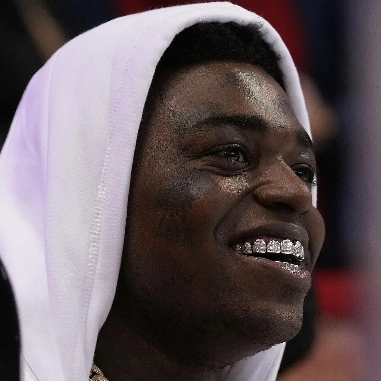 Черный заплатить. Черный заплатить. Черный заплатить. Роберт л. Денежная выплата иконка.