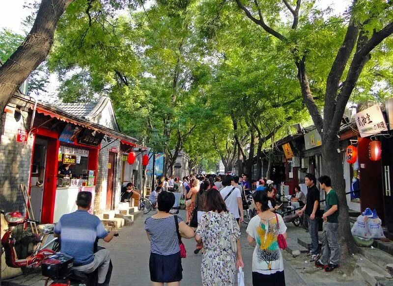 Хутуны в пекине. Пекинские хутуны. хутун в китае. hutong пекин. аллея наньлогусян.