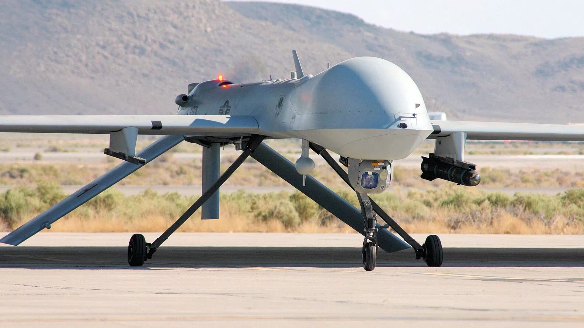 Как выглядит беспилотник. Беспилотники mq-1c grey grey eagle. бпла сша предатор. беспилотник сша mq 1b. бпла 147e.