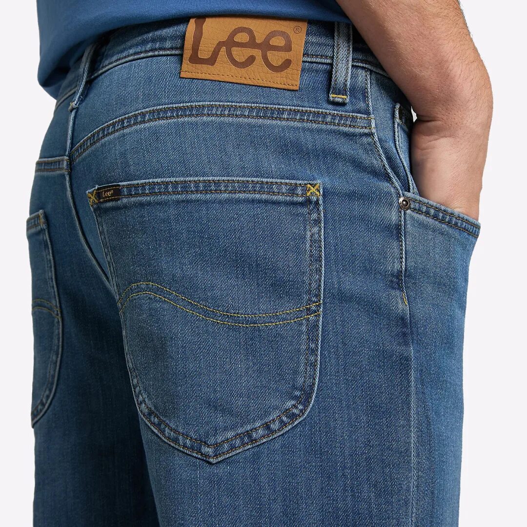 Мужские джинсы клеши lee cooper. Джинсы lee магазины. Джинсы lee x-line женские. Джинсы lee elly flash. Джинсы lee магазины.