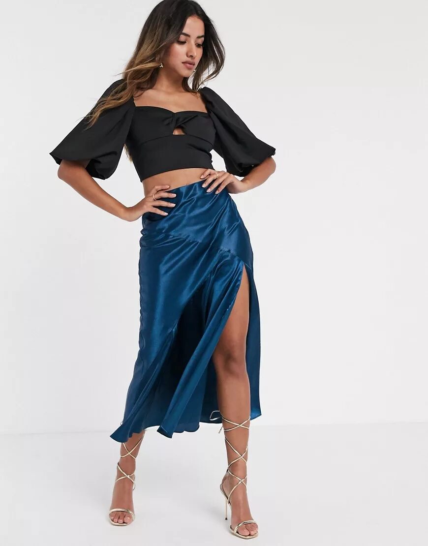 Миди с разрезом. Asos design атласная юбка миди. asos design атласная юбка. атласная юбка зара миди. юбка с разрезом.