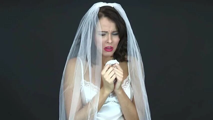 За час до свадьбы зачем невесты плачете. Невеста. За час до свадьбы зачем невесты плачете. Грустная невеста. За час до свадьбы зачем невесты плачете.