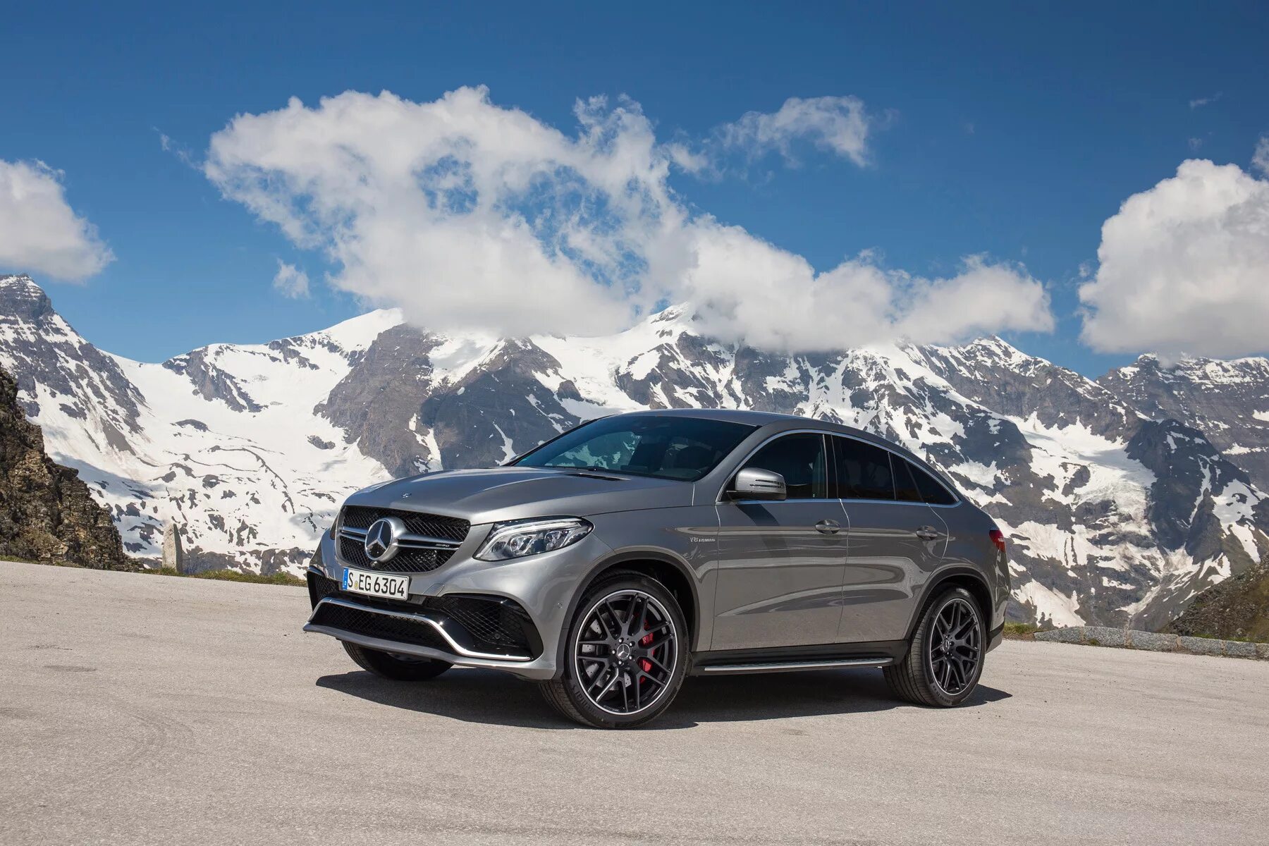 Купить gle купе мерседес. Мерседес GLE Coupe. Мерседес GLE c292. Мерседес GLE Coupe c292. Мерседес-Бенц GLE 300 купе.