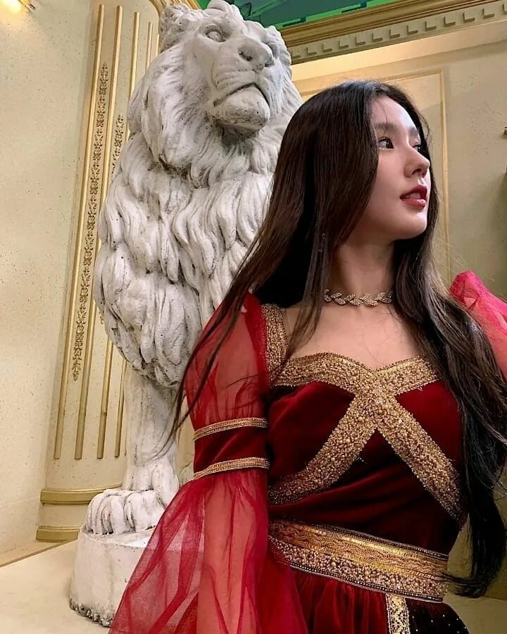 That that g idle. Gidle миен. miyeon hwaa. миён g idle. gidle lion.
