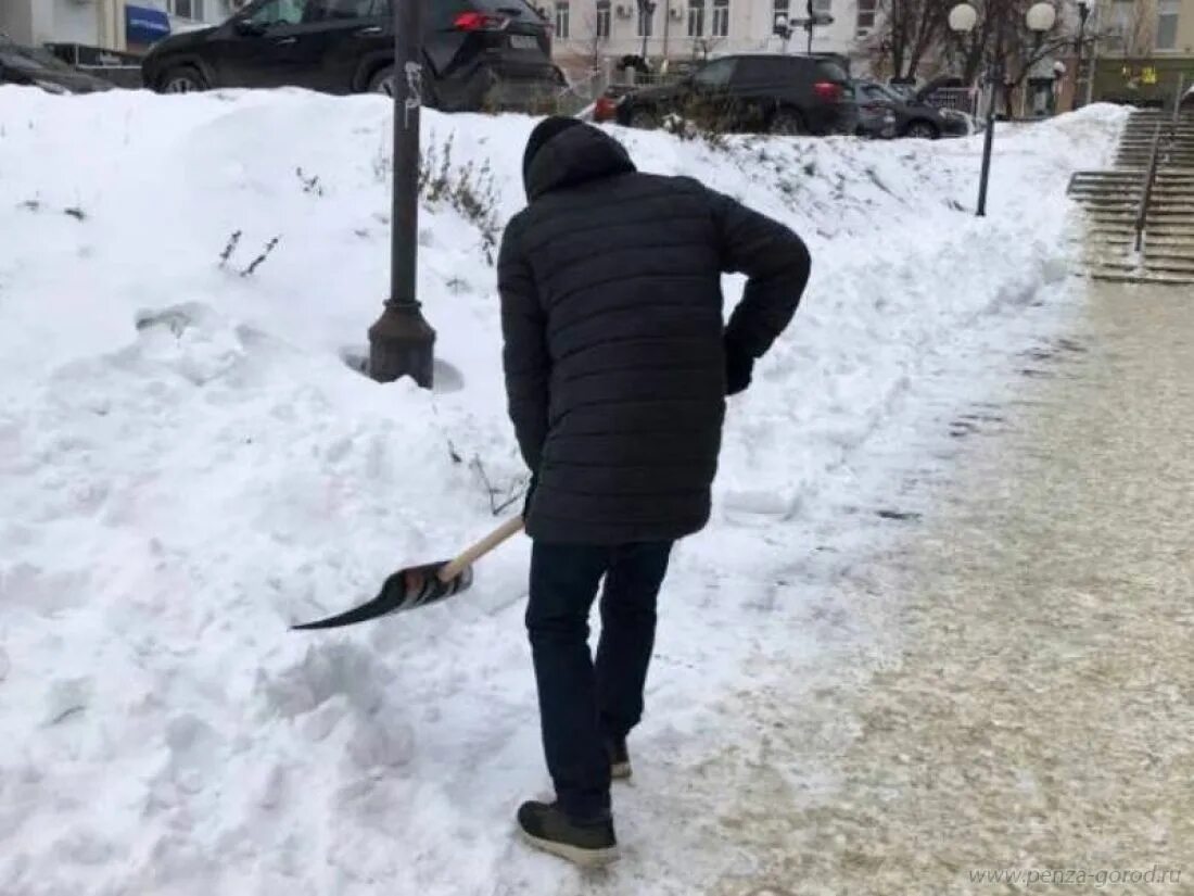 Снег в пензе. Пенза снег. Пенза в сугробах. Освобождённой от снега. Январь снегопад.