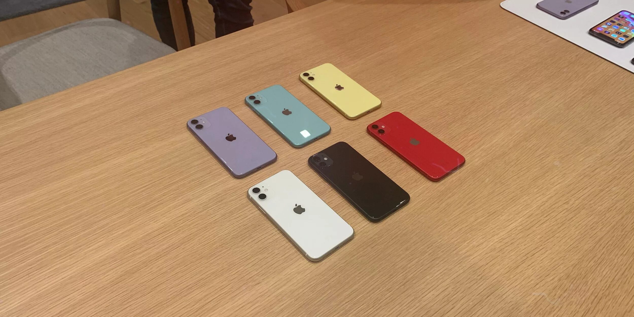 2 Симки на айфон 11. Айфон 11 расцветки. Iphone 11 цвета. Айфон 11 цвета корпуса. Айфон 11 кемерово