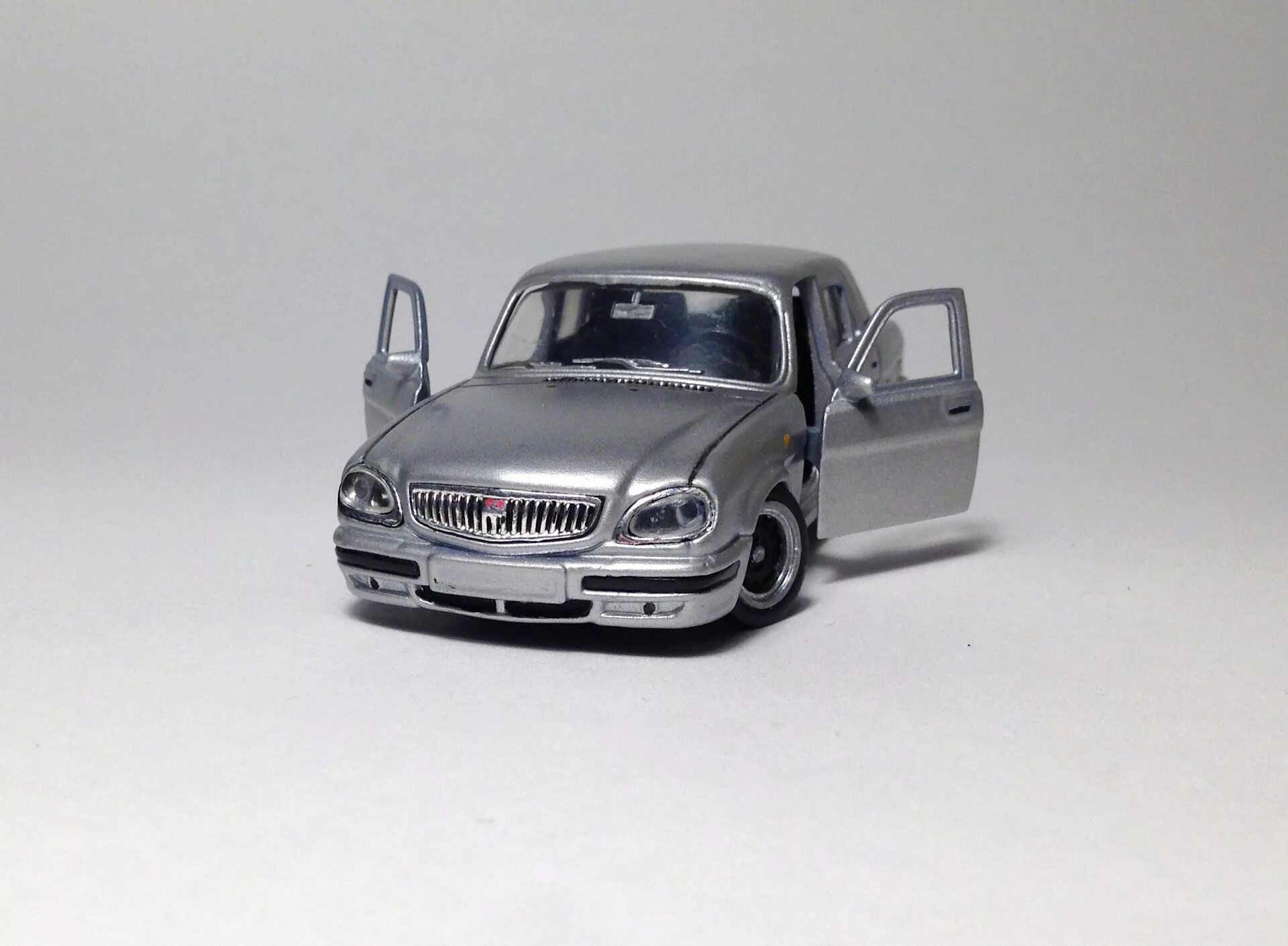 Масштабные модели газ. Модель газ 24 волга деагостини. Газ 53 dip models. Газ м20 победа такси автолегенды ссср. Газ 52 автоистория.