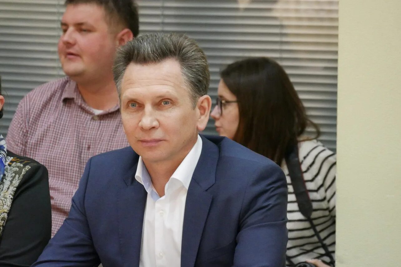 Крупный саратовский бизнесмен. Сергей рогачев scrumtrek. Саратовские бизнесмены. Форум бизнес саратов. Саратовские предприниматели.