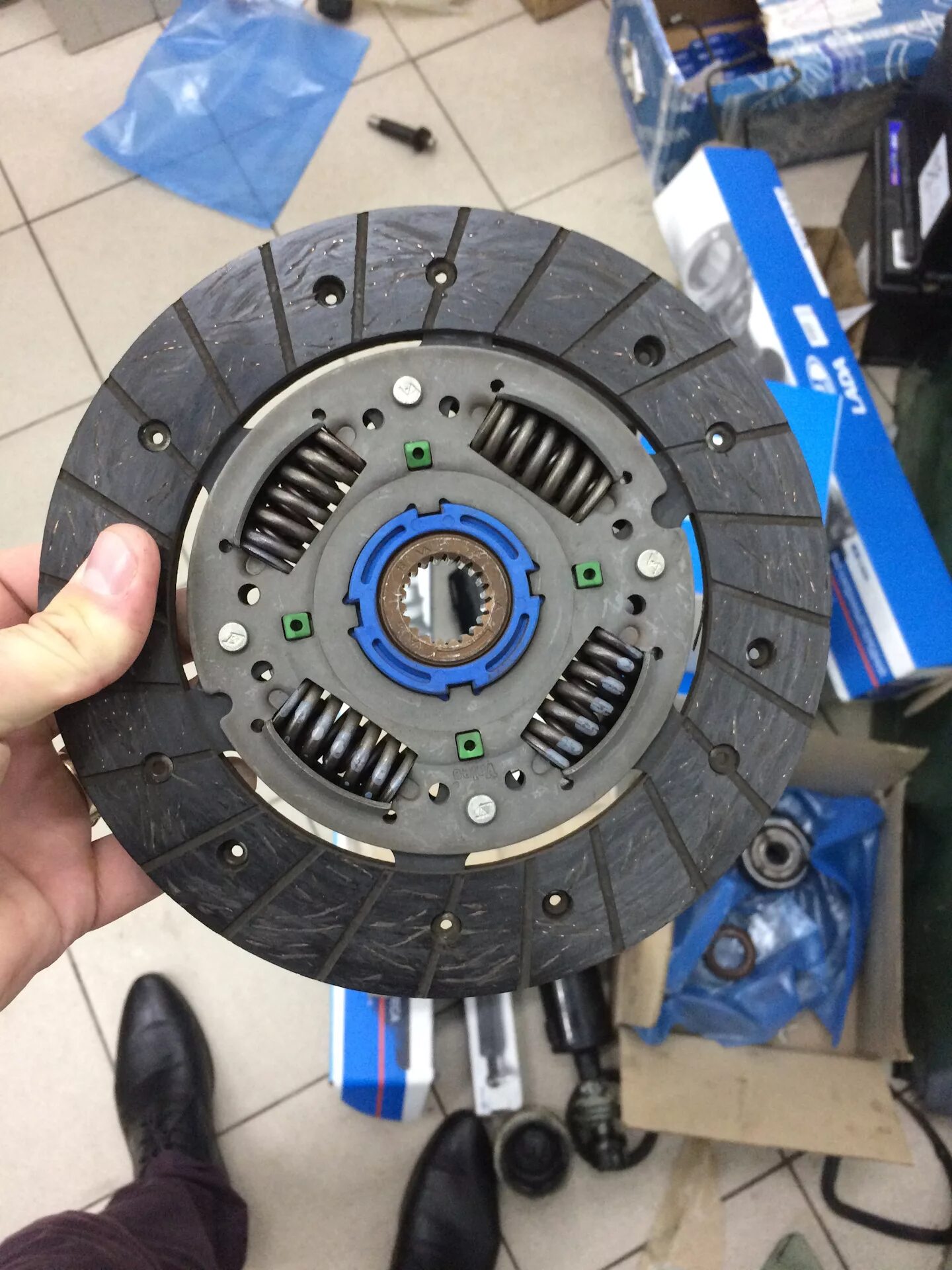 Какое сцепление на весте. Luk 620331900 комплект сцепления. Какое сцепление на весте. Какое сцепление на весте. Valeo 832290 комплект сцепления.