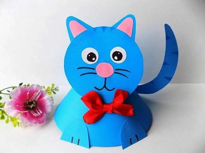 Поделки из бумаги игрушки. Поделки из бумаги. объемные поделки из бумаги. поделка котик из бумаги. объемная однерка из бумаги.