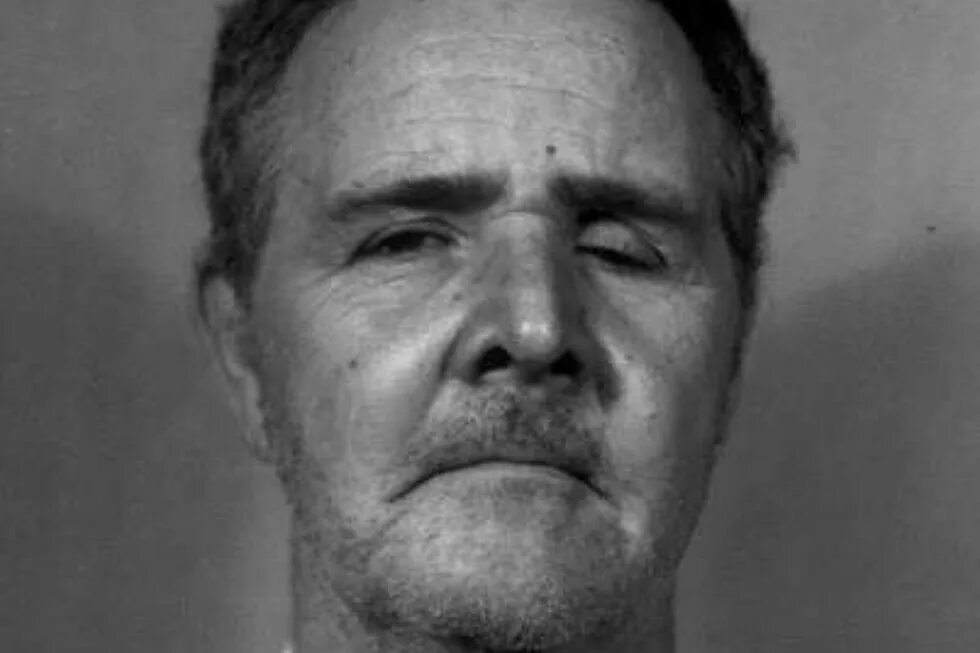 Тед банди молодой. Джон уэйн гейси маньяк. Убийцы 20 века. Родни алкала маньяк. Педро алонсо.