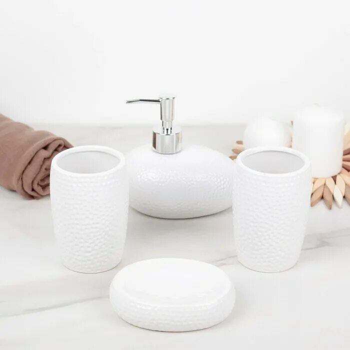 Белые наборы для ванной. Полирезина аксессуары для ванной. Аксессуары для ванной комнаты. Белые наборы для ванной. Набор для ванной комнаты lefard белый, 437-043.
