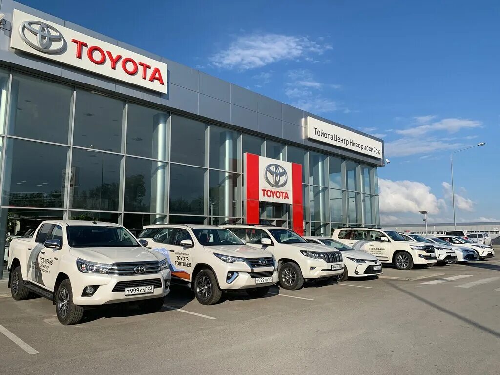 хендай новороссийск автосалон. с владимировка новороссийск юг авто. официальные дилеры новороссийск.